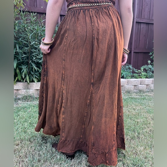 Vintage Vibe Brown Embroidered Long Skirt with Floral Patchwork - Picture 11 of 11